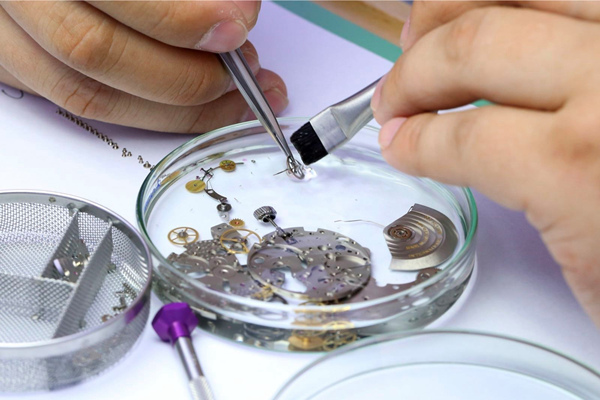 万国葡萄牙iw371615保养多少钱,万国葡萄牙系列iw371417