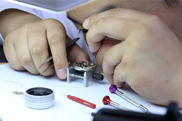 万国葡萄牙iw371615保养多少钱,万国葡萄牙系列iw371417