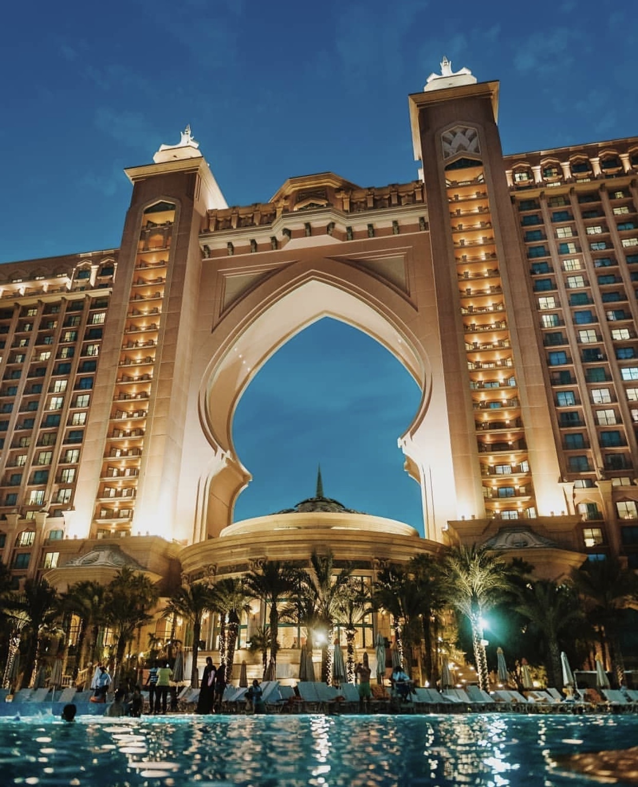 迪拜沙漠里的奇迹之城,沙漠之城迪拜旅行