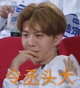 朱正廷蔡徐坤超甜对视害羞,朱正廷蔡徐坤高甜瞬间