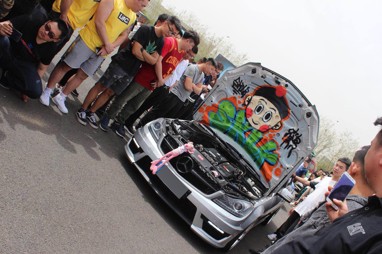 老款奔驰c63沉浸体验,老款奔驰c63值得入手吗