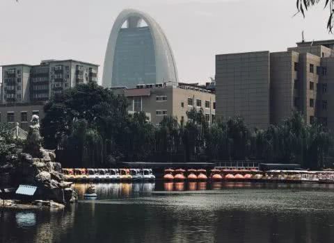 北京哪些公园对18岁以下免费,北京60岁以上老人免费公园明细