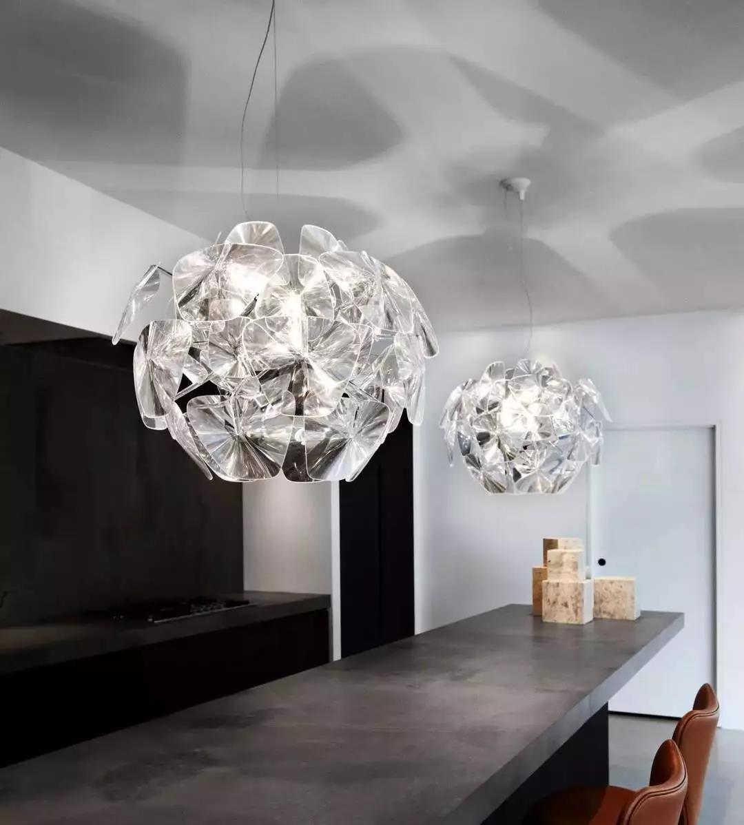 新房装修灯具怎么选比较好,新房装修先补油漆还是先装灯具