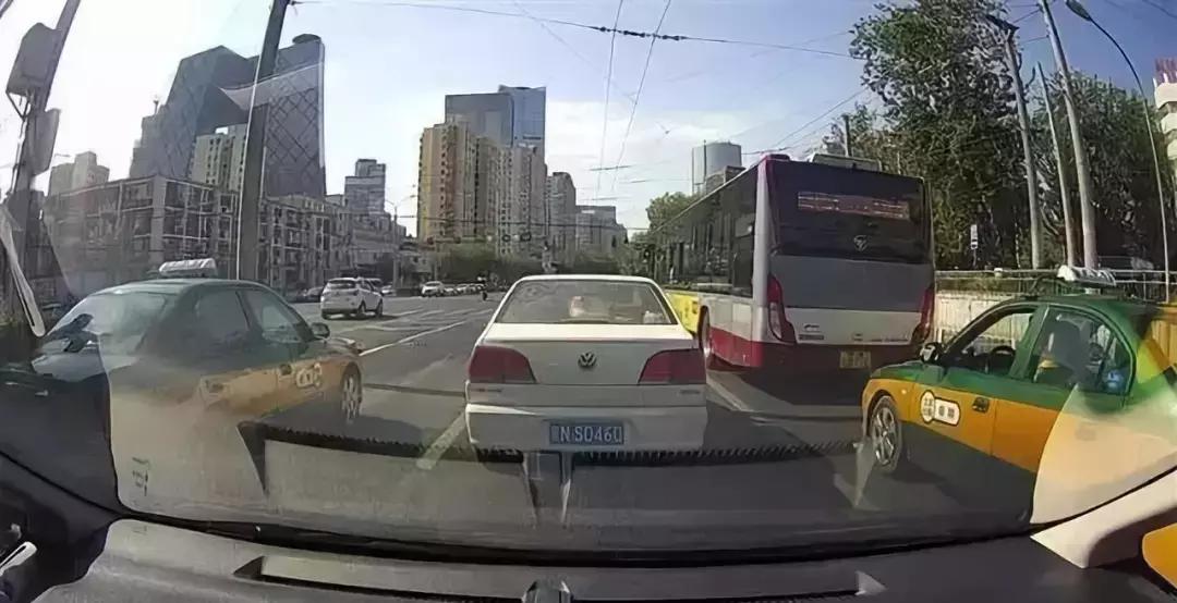 动态心电记录仪使用注意事项,货车四路行车记录仪安装注意事项