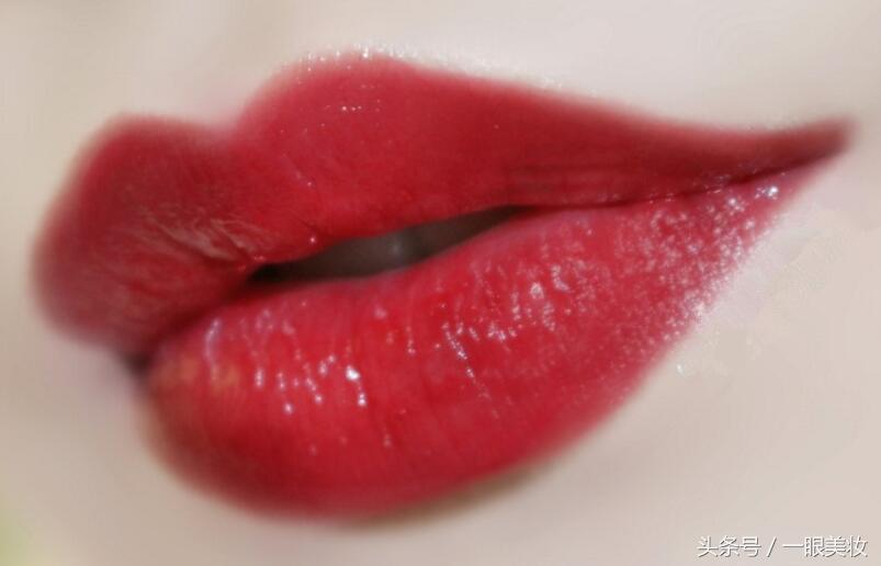 圣罗兰限定圆管92,圣罗兰圆管滋润口红29