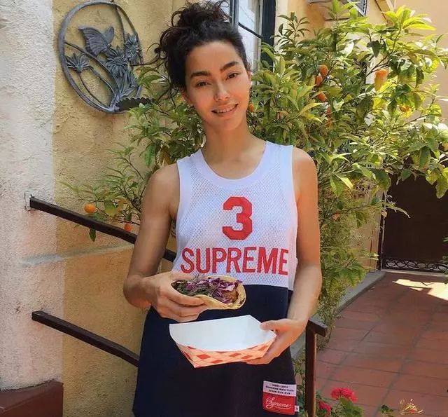 目前值得入手的supreme,supreme还值得买么