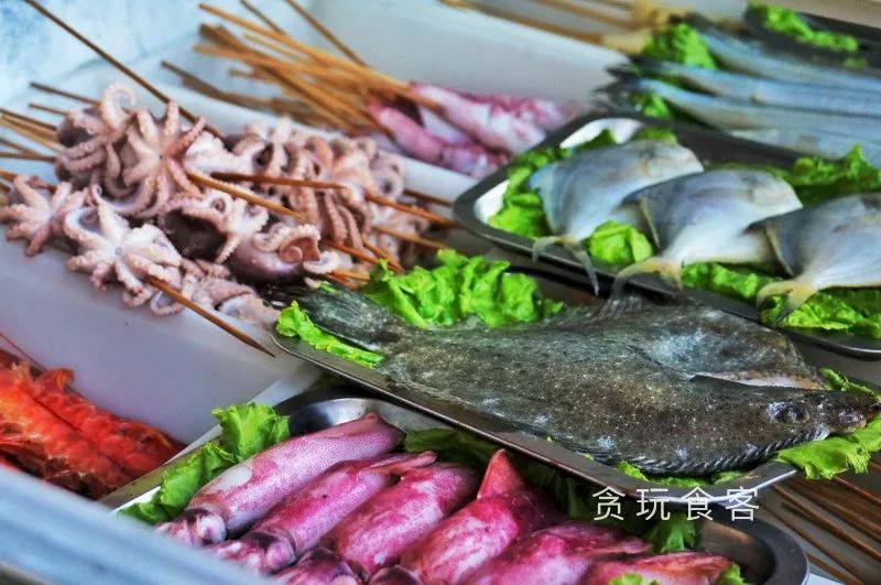 暑期去山东龙口,拍ins风网红大片,看没有游客蔚蓝大海!