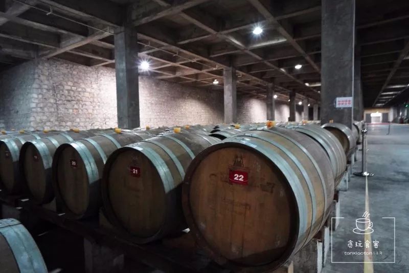 暑期去山东龙口,拍ins风网红大片,看没有游客蔚蓝大海!