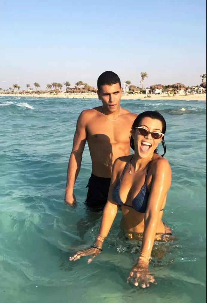 卡戴珊家族中的金发女孩儿,卡戴珊家族的恋爱史