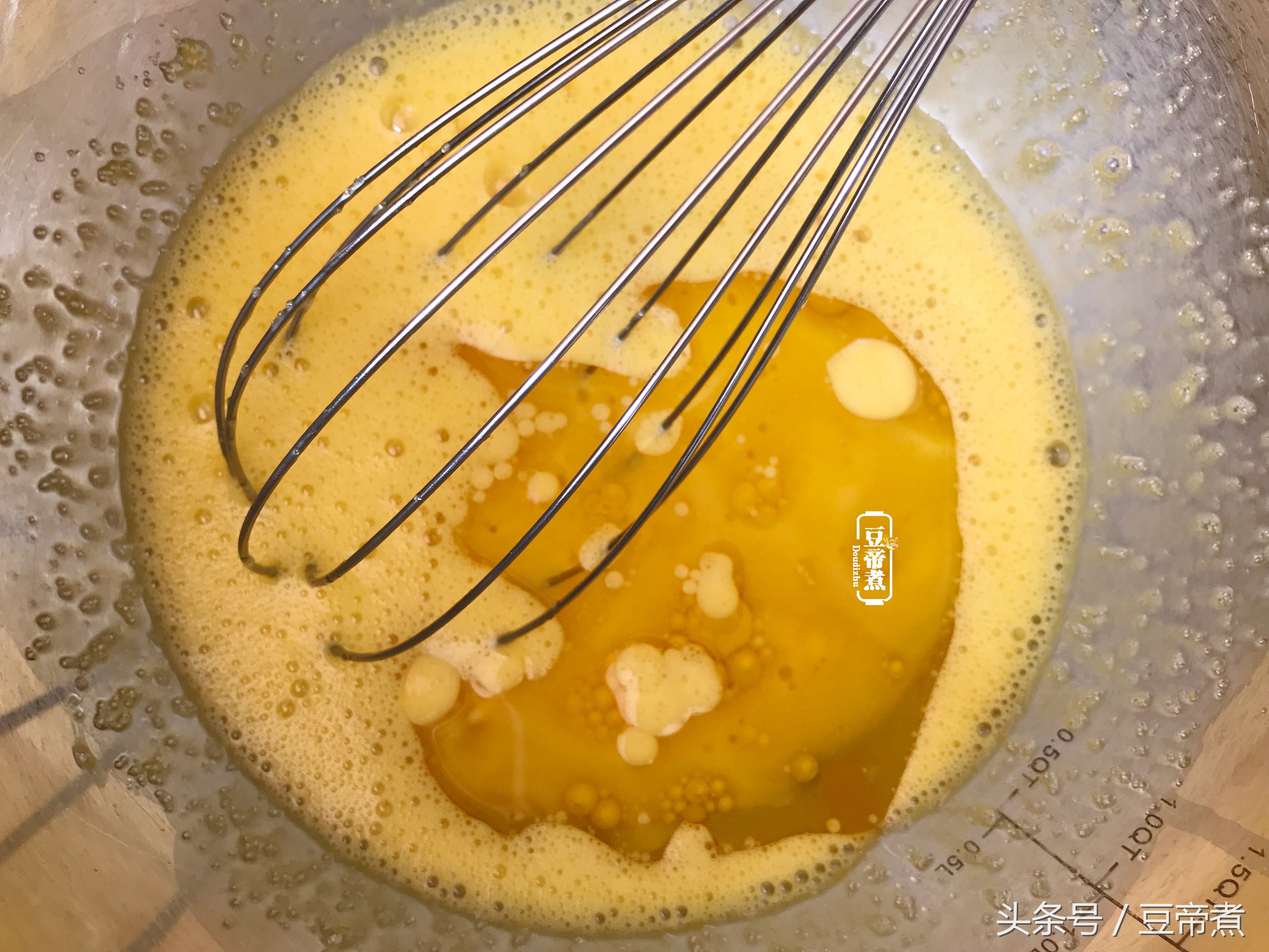 豆浆喝不完做成甜品,豆浆喝不完做成豆饼