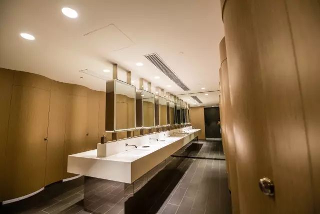 一篇有“异味”的测评文章，慎点！