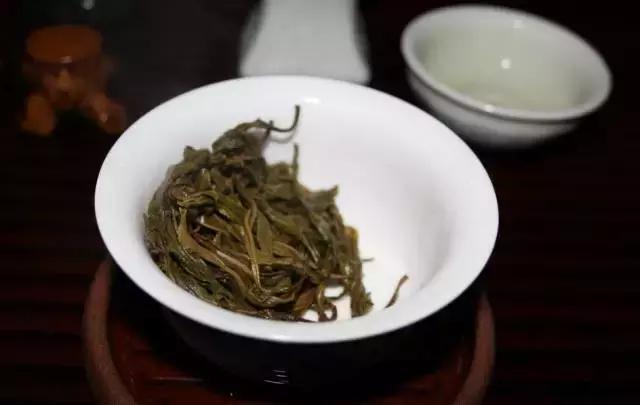 洗茶大概洗多少分钟,洗茶洗的是什么