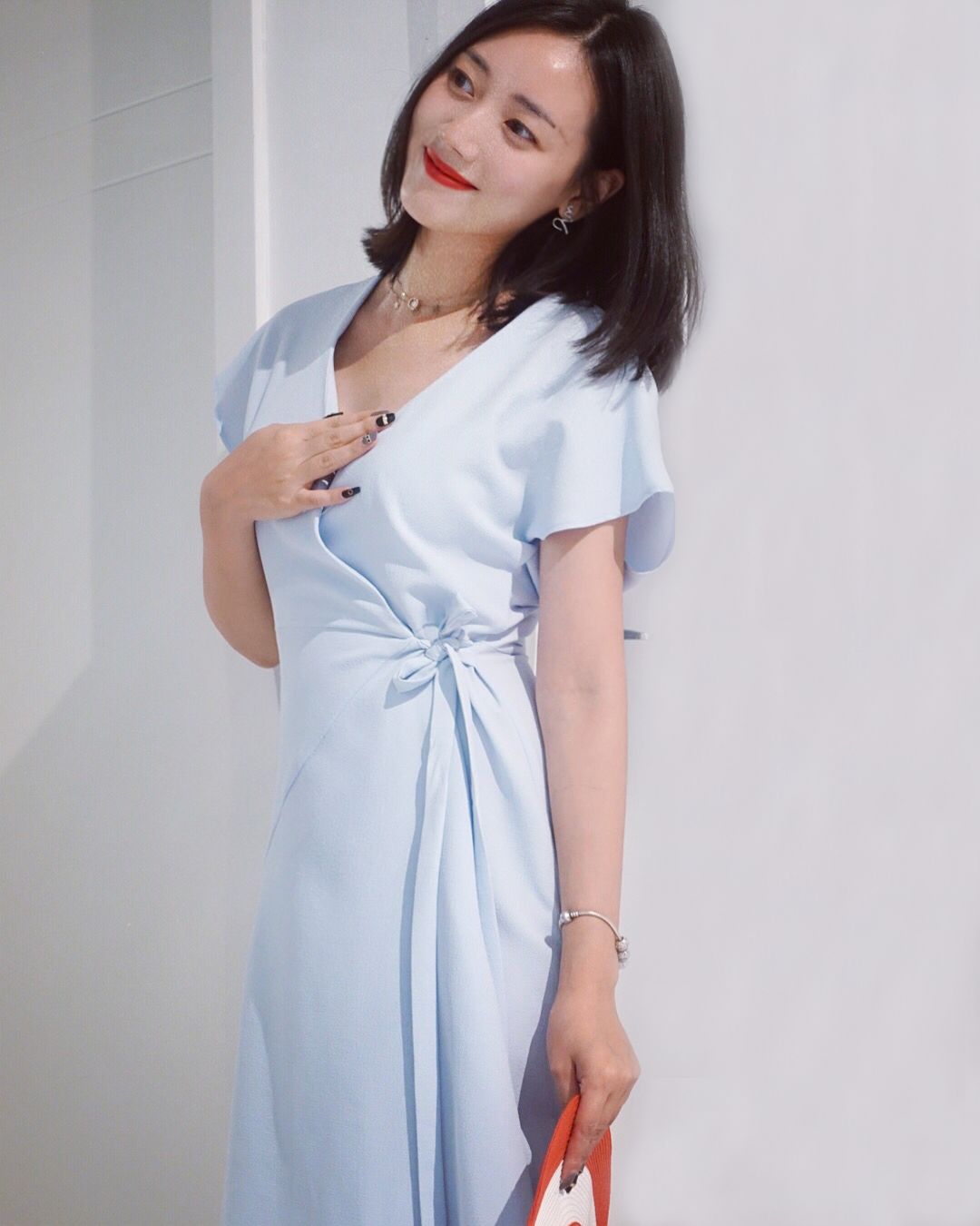 去度假穿什么衣服好看,假期出游怎么穿轻松又时髦