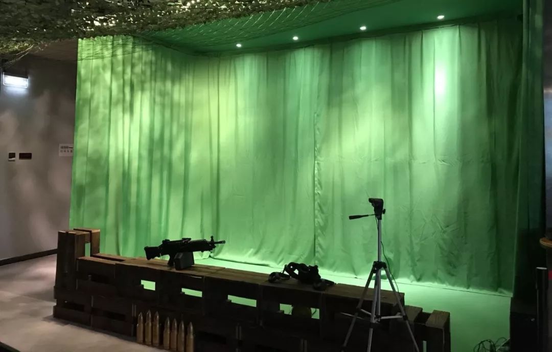 室外vr真人吃鸡俱乐部,在vr里玩吃鸡