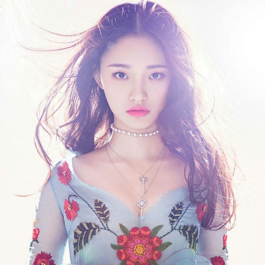 明星的赚钱都这么容易的吗？就连她的一条微博的推广费都八十几万