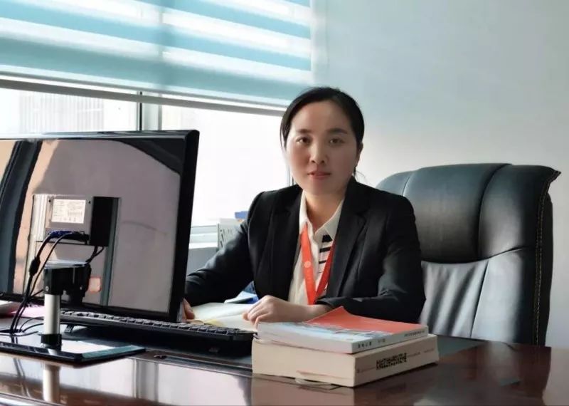 点赞最多的全网贴心小棉袄合集,八个女儿是八旬老人的贴心小棉袄