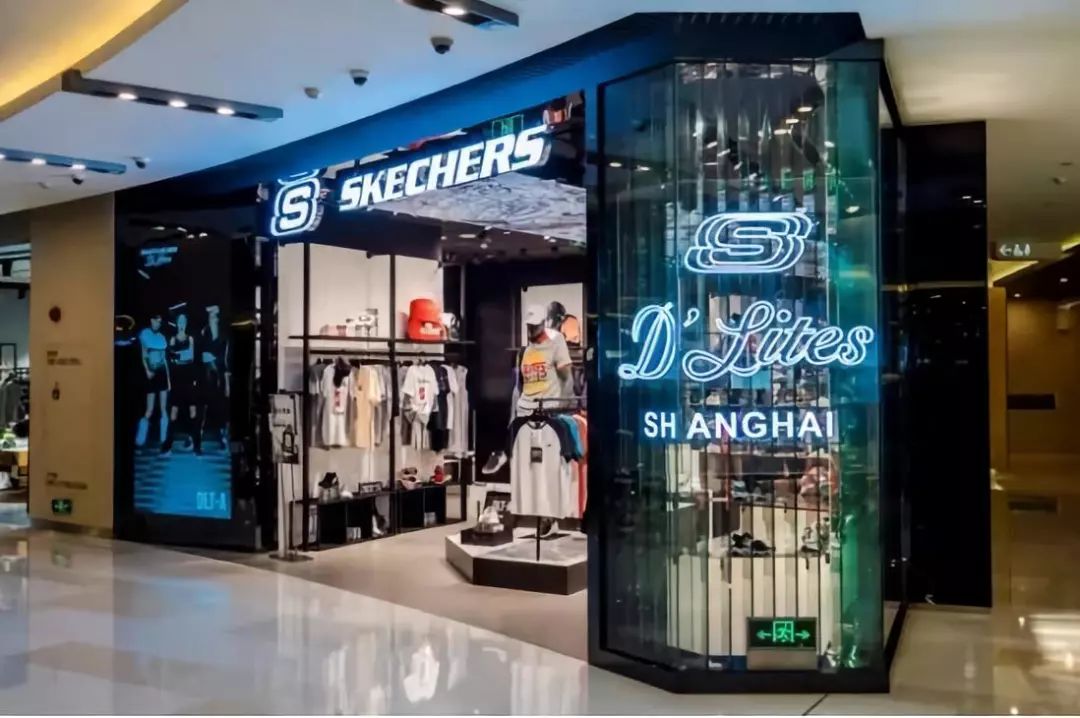 安踏斯凯奇酷奇火焰,安踏antaplus