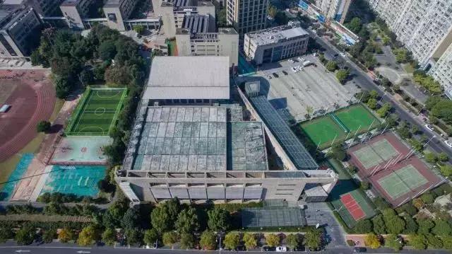 滨江体育公园游泳场开放时间,滨江体育馆最新消息