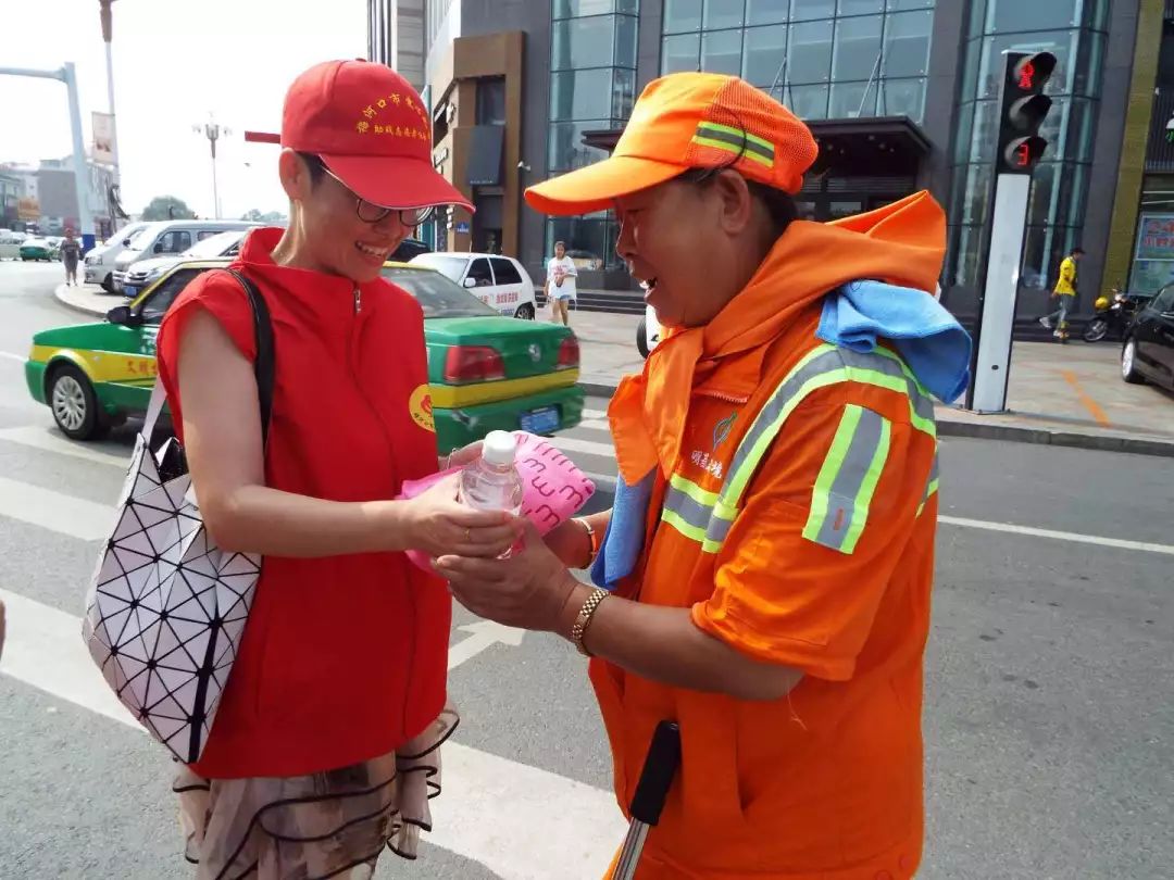 史上罕见高温！是他们在烈日下守护着梅河口！