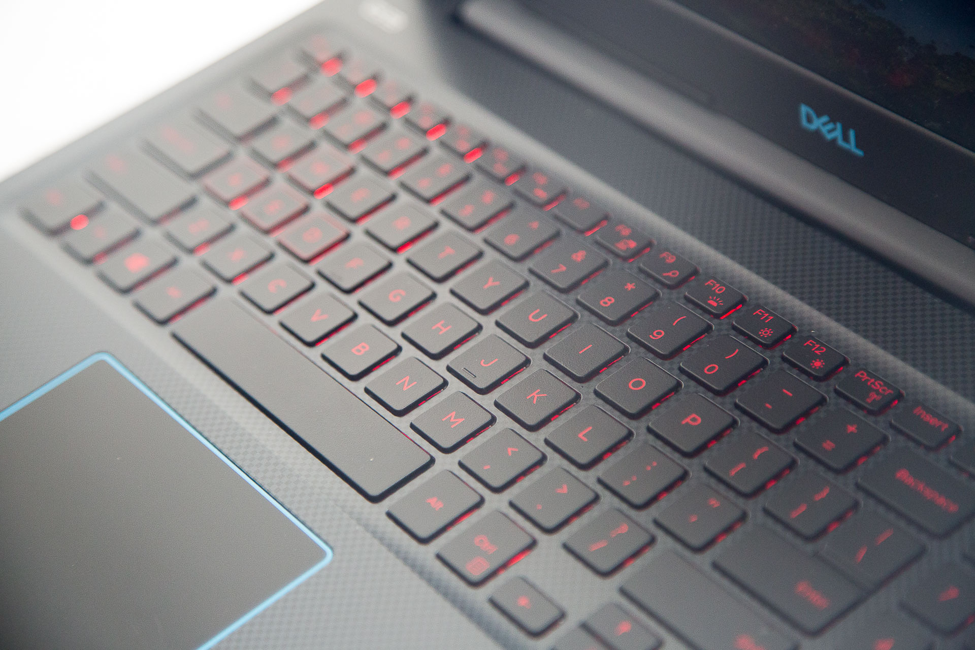 低调性能强悍的笔记本电脑,低调的性能小钢炮