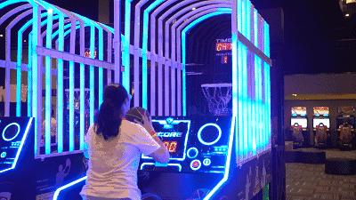 天津“巨型”打卡圣地！蹦床、攀岩、冰壶、游戏机随！便！玩