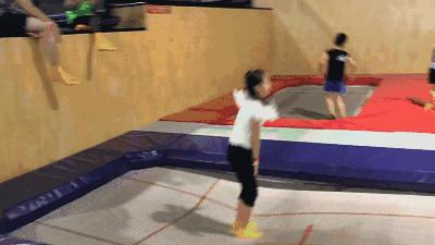 天津“巨型”打卡圣地！蹦床、攀岩、冰壶、游戏机随！便！玩