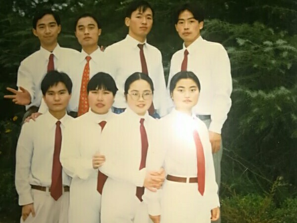 芳华！浪漫与热血，1990年代大学生，最后的精英教育接受者！