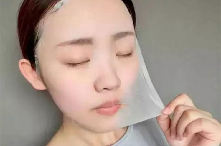 让毛孔消失的2个技巧,毛孔细腻的5个秘诀