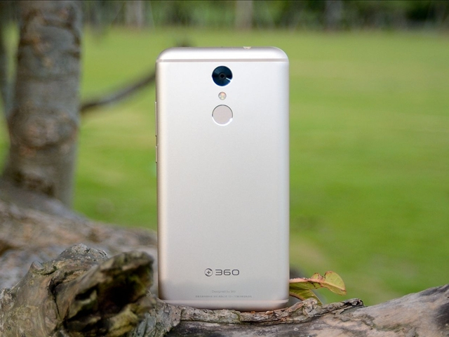 电池比较耐用的性价比手机,什么牌子的手机电池耐用和质量好