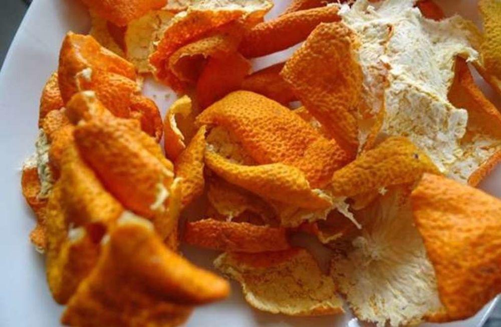 如何去除衣物霉味小妙招,潮湿衣服捂臭怎么除味