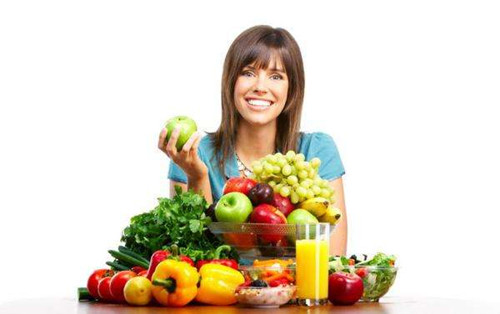 哺乳期宝妈喝酒，挤出母乳丢掉是多此一举！真正的补救措施有这些