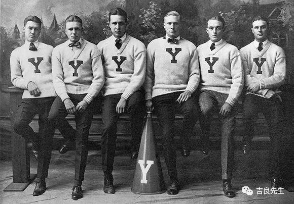 让时装变得民主化，他一直在这么做