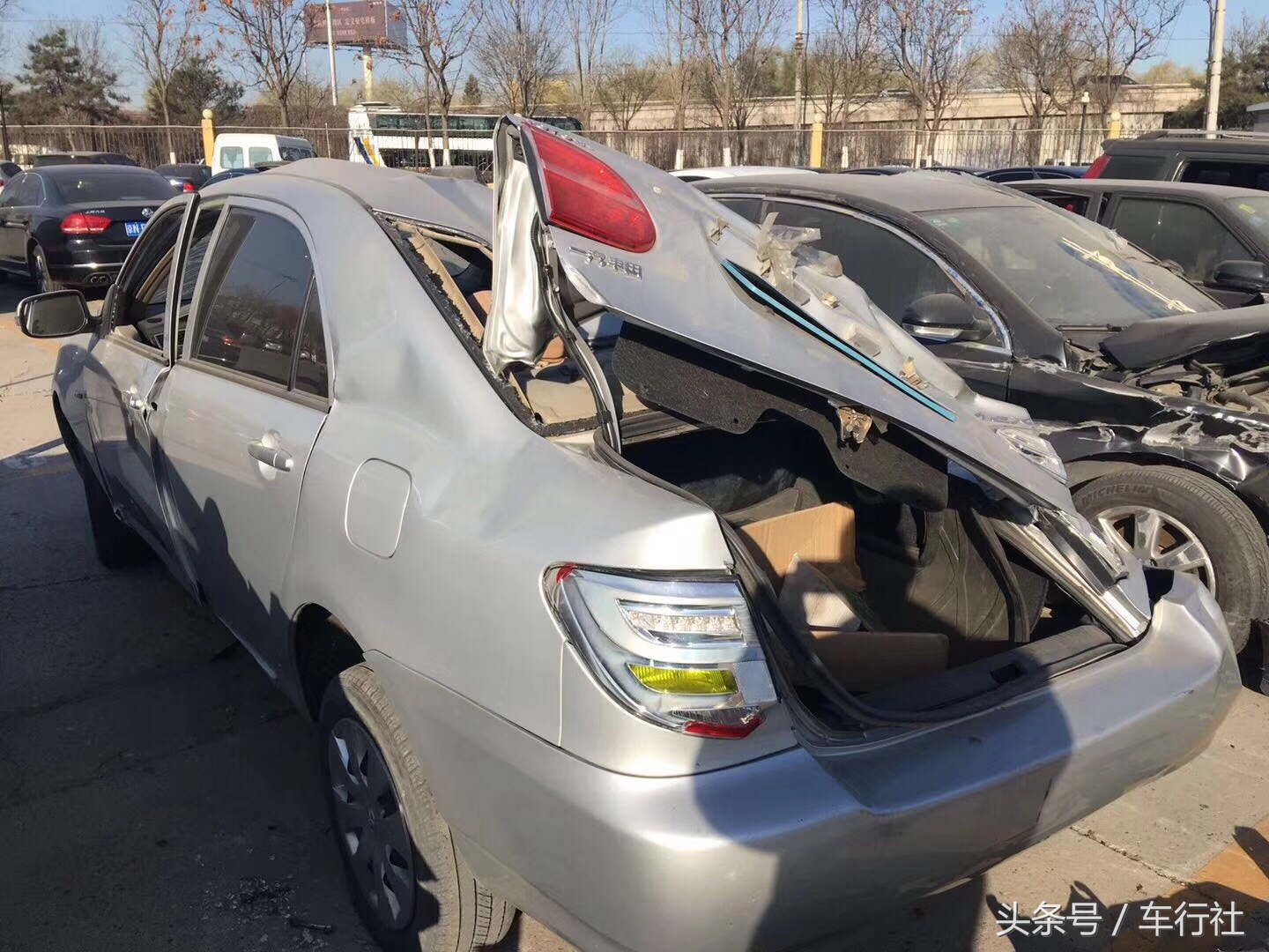 丰田花冠拆车件配件大全,丰田花冠整车做拆车件能卖多少钱