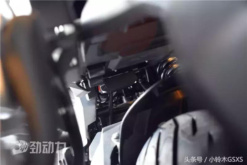 贝纳利黄龙600巡航版摩托车多少钱,贝纳利黄龙60019年新车多少钱