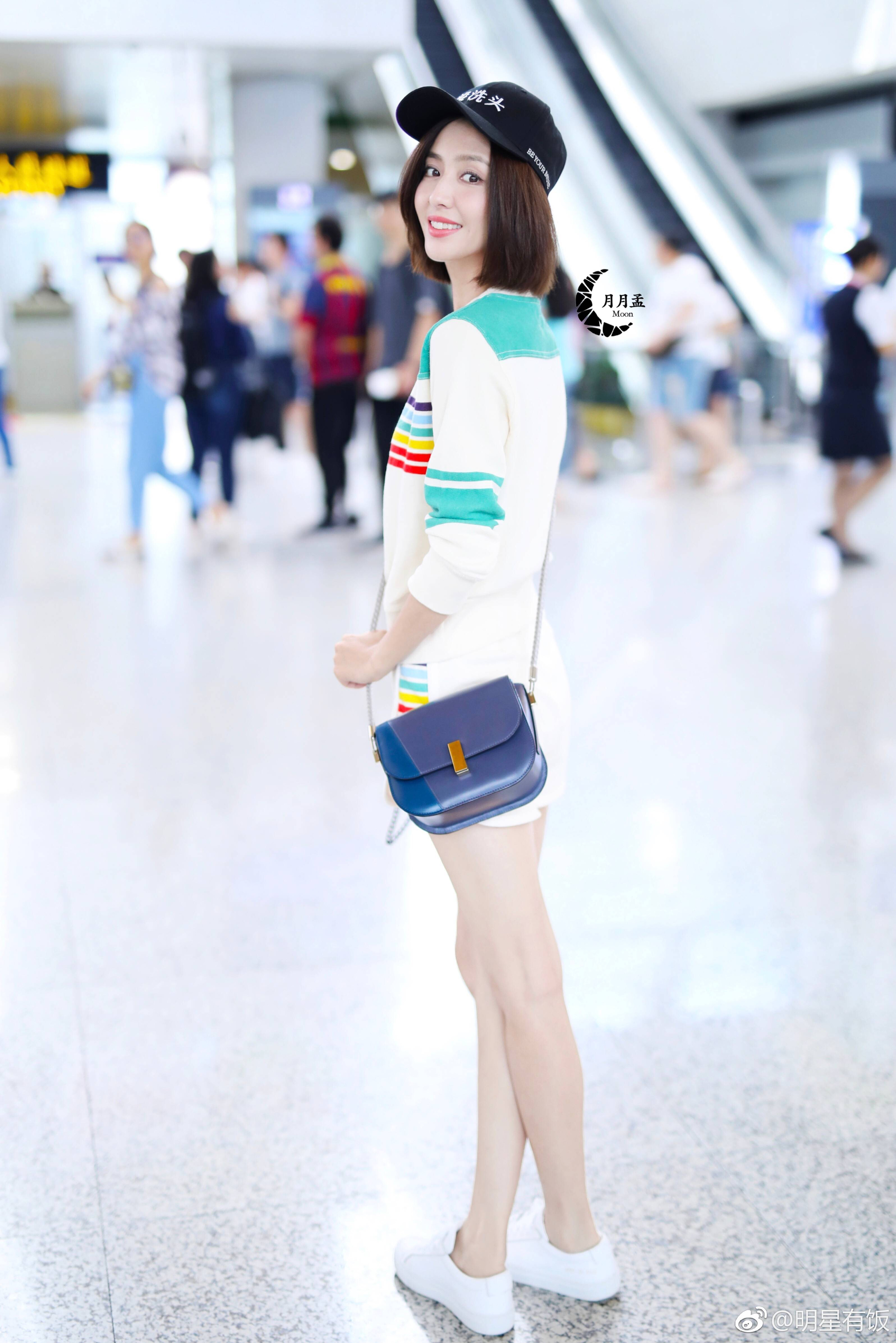 明星机场照穿衣搭配,明星冬季机场穿衣搭配