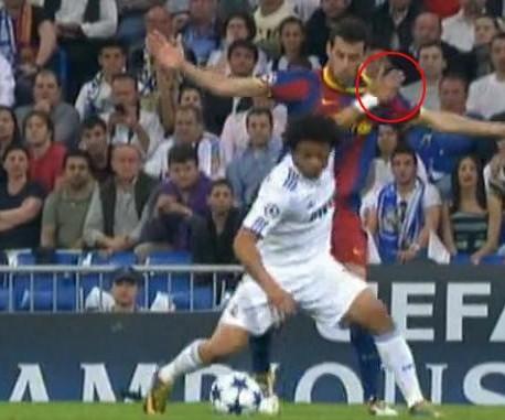 足坛十大种族歧视事件,足球种族歧视禁赛