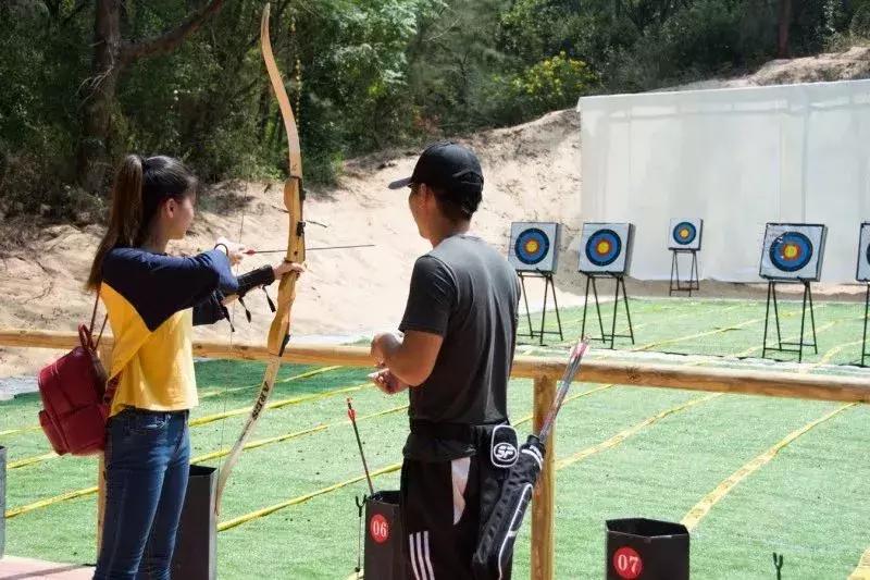 韩国济州岛是一座典型的火山岛,世界有名的火山岛