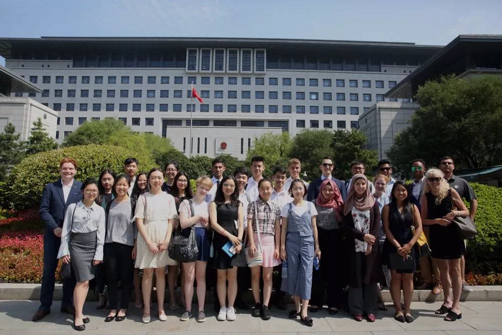 中国青年大使与加拿大青年领袖西安、成都行结束