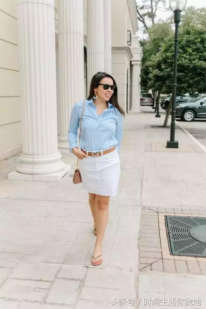 平胸女孩怎么穿才好看,平胸女人怎么穿好看