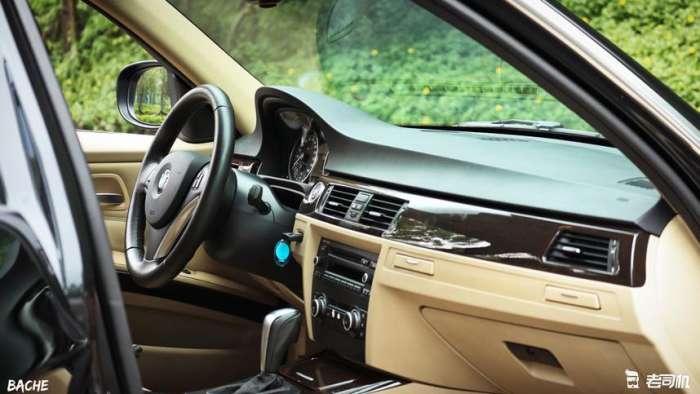 宝马3系中的永恒经典当年的B级车标杆操控完全不是奔驰能比的