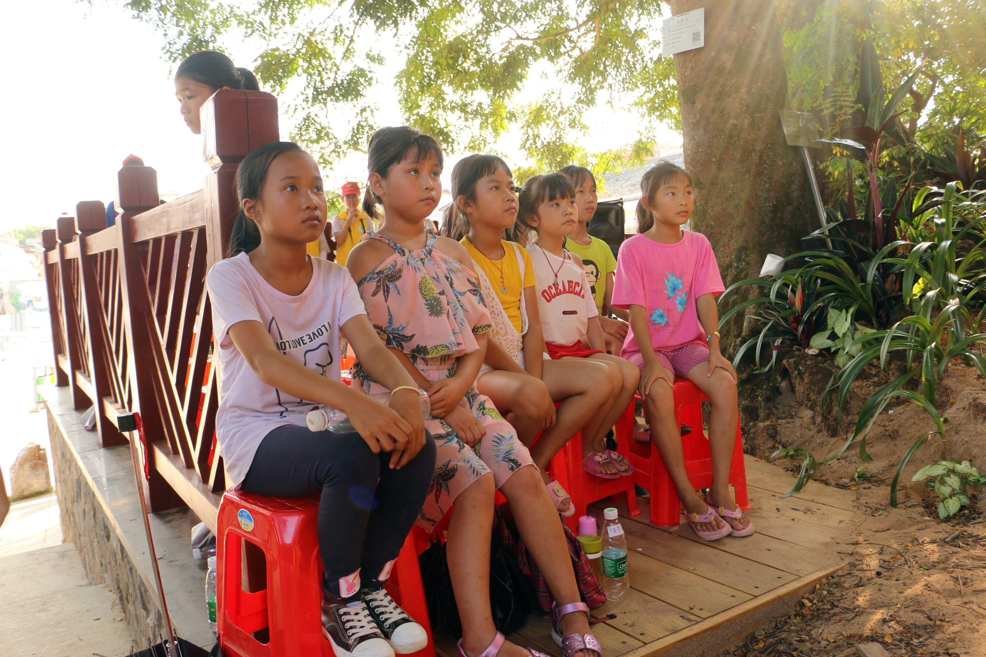 桂河革命老区,弘扬劳模精神铸就新的历史伟业