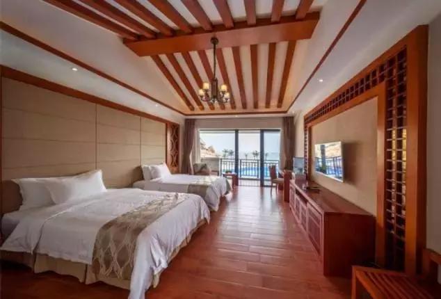 那琴半岛海滨栈道多长,那琴半岛离狮子湾有多少公里