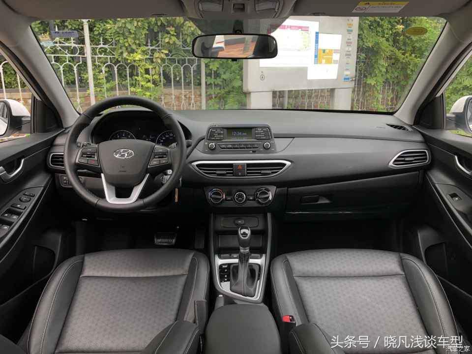 现代悦动和悦动rv区别,现代悦动rv两厢