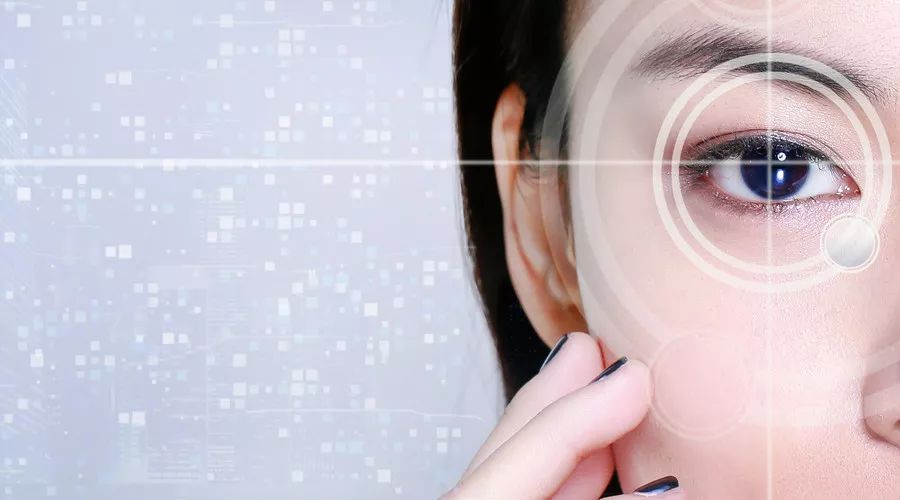 眼皮多皱纹的女人性格,眼皮特别多的女生