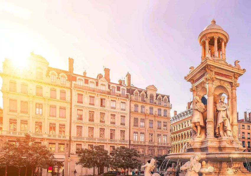 星球打卡景点,里昂的著名景点