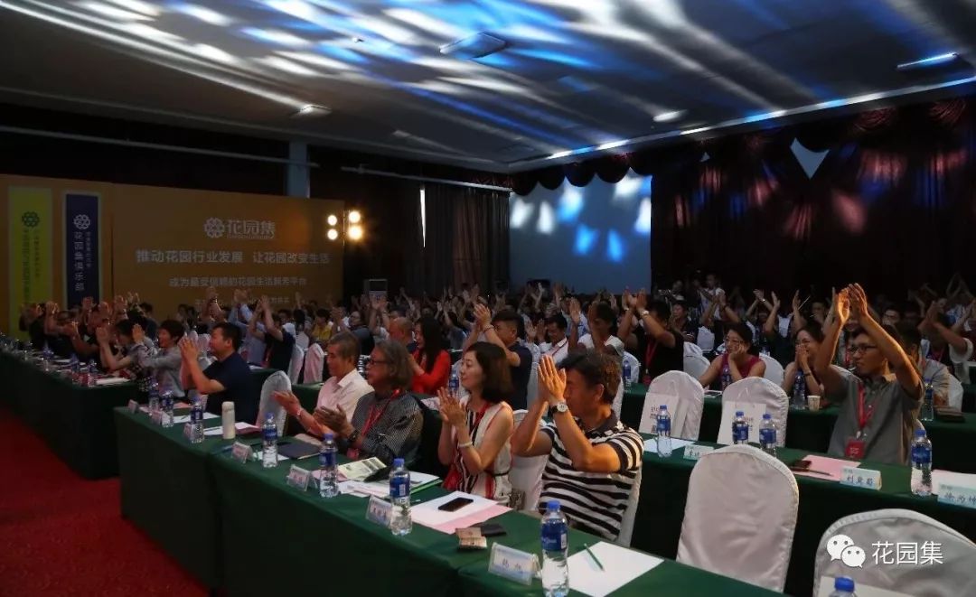 为什么花园设计要有圆和弧形,花园设计师节