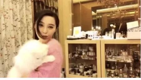 女明星开瓶盖教程,女明星化妆品使用方法