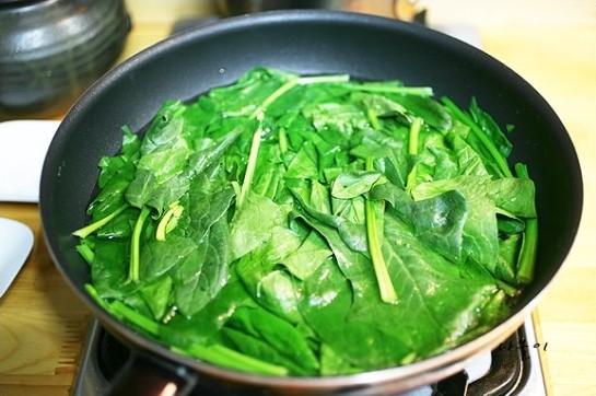 什么菜多吃了会肚子疼,吃了可能会肚子疼的蔬菜