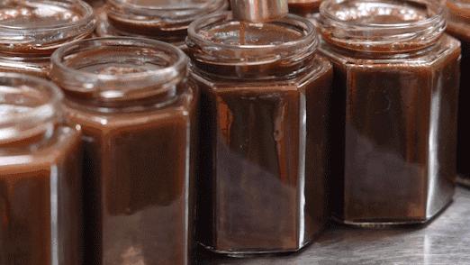 广东顺德正宗龟苓膏,顺德黄老太龟苓膏做法