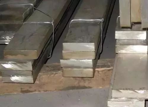 钢材重量计算公式表格下载,四方形钢材的重量计算公式